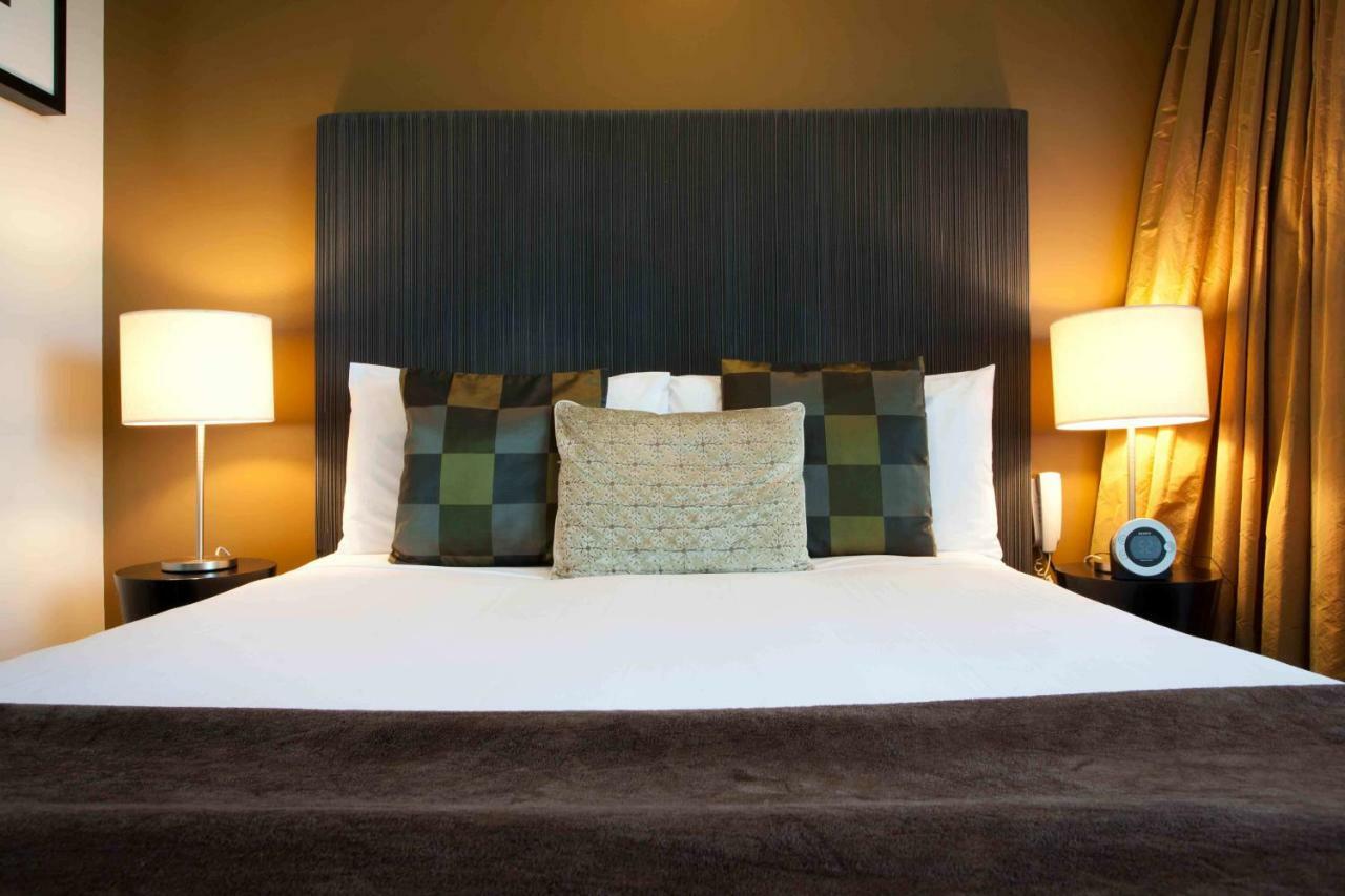 The Quadrant Hotel & Suites Auckland Room photo