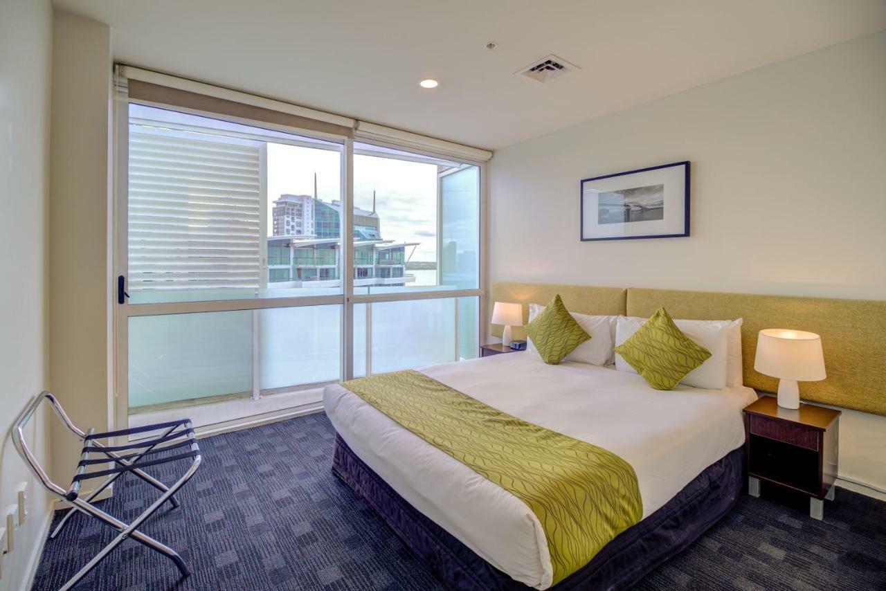 The Quadrant Hotel & Suites Auckland Exterior photo